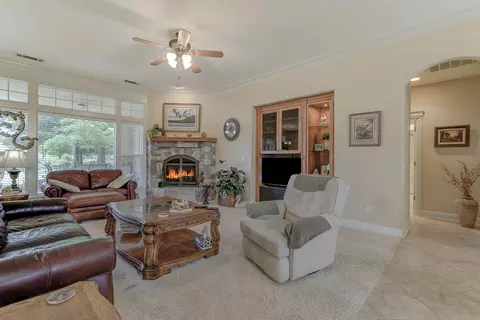 19734 Midland Dr, Redding, CA 96003 photo 5