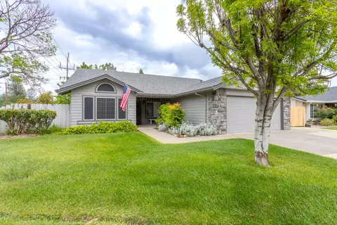 2511 Yana Ave, Redding, CA 96002 photo 1