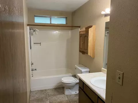 1222 Jaxon Way, Redding, CA 96003 photo 5