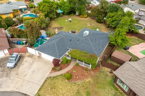 2070 Roxford Ct, Redding, CA 96001 photo 17