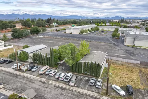 620 632 Iris Dr, Redding, CA 96002 photo 12
