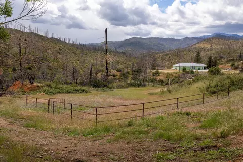 11346 Tanstaafl Ln, Redding, CA 96001 photo 9