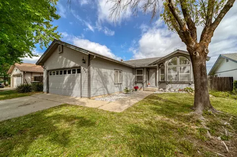 450 Viewpoint Dr, Redding, CA 96003 photo 4
