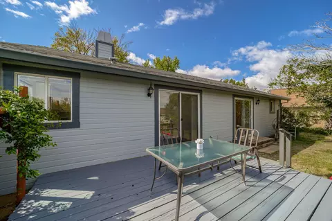 450 Viewpoint Dr, Redding, CA 96003 photo 28
