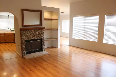 1916 Yahi Ln, Redding, CA 96002 photo 7