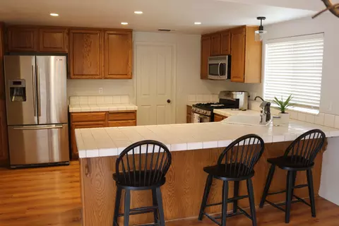 1916 Yahi Ln, Redding, CA 96002 photo 9