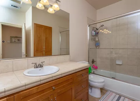 7526 Robles Dr, Redding, CA 96002 photo 16