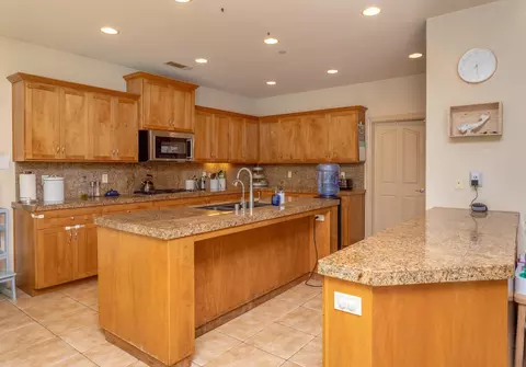 7526 Robles Dr, Redding, CA 96002 photo 15