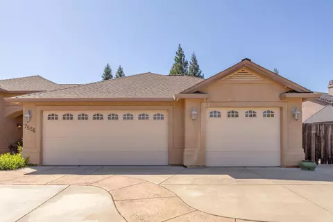 7526 Robles Dr, Redding, CA 96002 photo 4