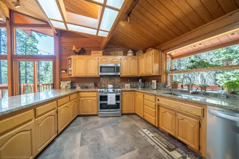 30562 Thumper Dr, Shingletown, CA 96088 photo 21
