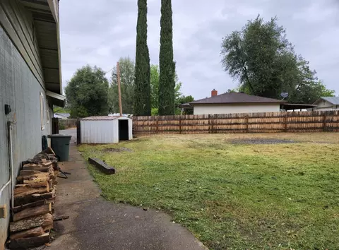 2127 Lori Ln, Redding, CA 96002 photo 11