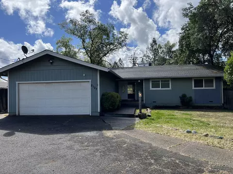 2127 Lori Ln, Redding, CA 96002 photo 1