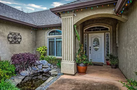 2907 Ross Creek Ct, Redding, CA 96002 photo 4