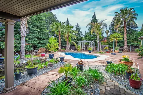 2907 Ross Creek Ct, Redding, CA 96002 photo 31