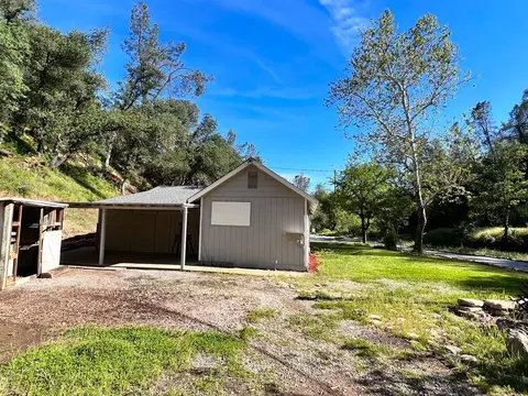 250 Lost Ln, Redding, CA 96003 photo 23