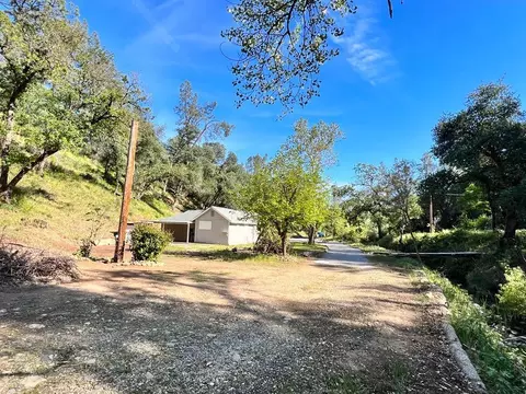 250 Lost Ln, Redding, CA 96003 photo 18