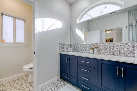 2096 Quartz Way, Redding, CA 96001 photo 34