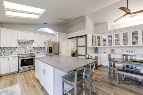 2096 Quartz Way, Redding, CA 96001 photo 25