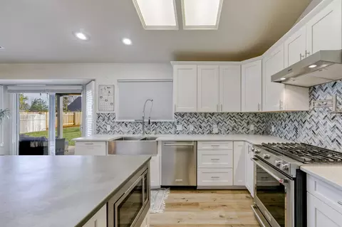 2096 Quartz Way, Redding, CA 96001 photo 27