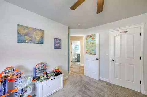 2096 Quartz Way, Redding, CA 96001 photo 40