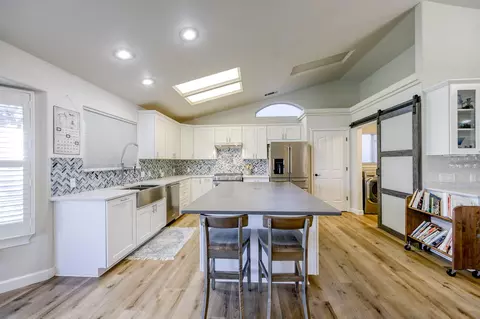 2096 Quartz Way, Redding, CA 96001 photo 20