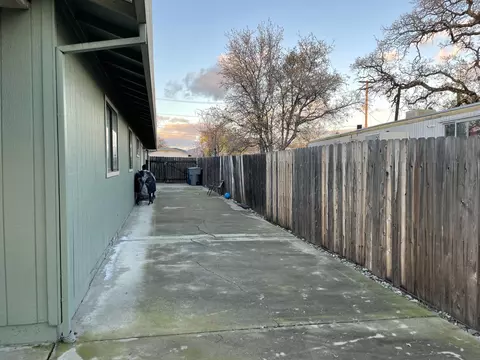 4187 Saint Patricks Ave, Redding, CA 96003 photo 18