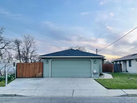 4187 Saint Patricks Ave, Redding, CA 96003 photo 1