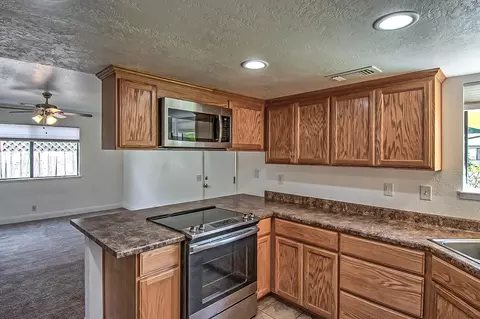 1248 Hawthorne Ave, Redding, CA 96002 photo 6