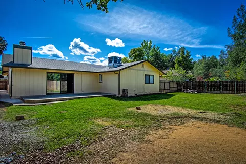 1248 Hawthorne Ave, Redding, CA 96002 photo 15