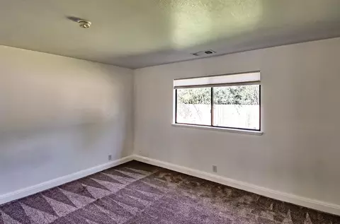 1248 Hawthorne Ave, Redding, CA 96002 photo 9