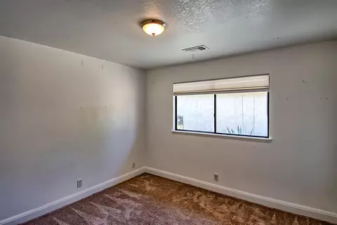 1248 Hawthorne Ave, Redding, CA 96002 photo 8