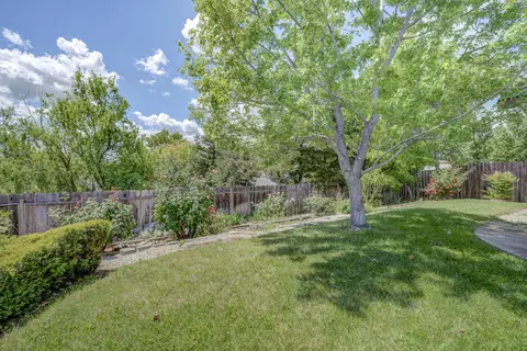 924 Partridge Dr, Redding, CA 96003 photo 26