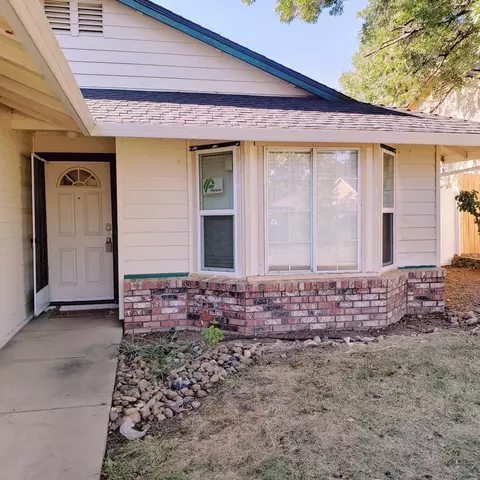 1836 Trumpet Dr, Redding, CA 96003 photo 1