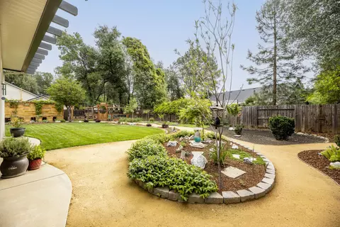 4095 Aspen Springs Ct, Redding, CA 96002 photo 26