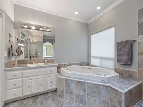 4095 Aspen Springs Ct, Redding, CA 96002 photo 13