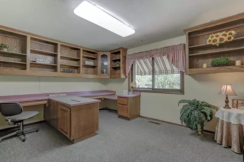 10413 Abernathy Ln, Redding, CA 96003 photo 37