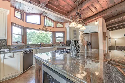 10413 Abernathy Ln, Redding, CA 96003 photo 16