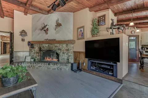 10413 Abernathy Ln, Redding, CA 96003 photo 21