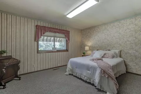 10413 Abernathy Ln, Redding, CA 96003 photo 36