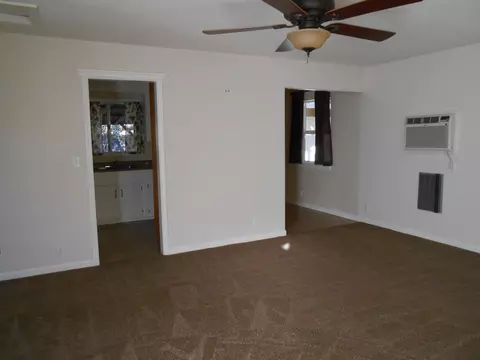 2915 Helen St, Redding, CA 96002 photo 12