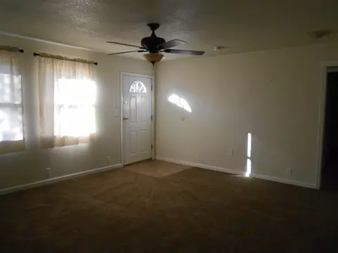 2915 Helen St, Redding, CA 96002 photo 15