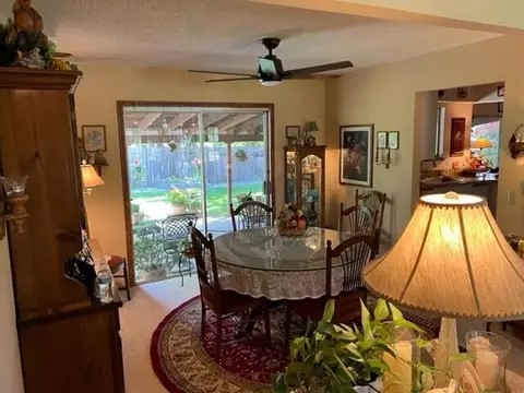 721 Estate St, Redding, CA 96002 photo 9