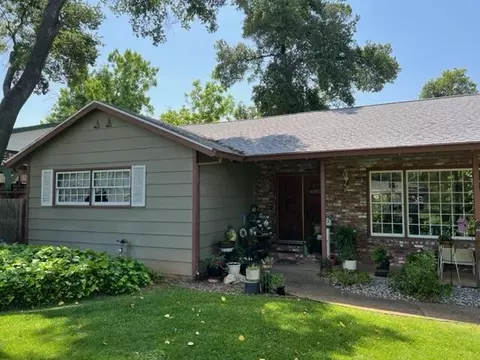 721 Estate St, Redding, CA 96002 photo 6