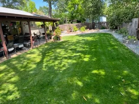 721 Estate St, Redding, CA 96002 photo 45