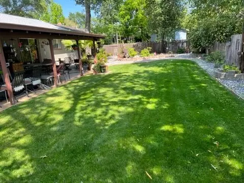 721 Estate St, Redding, CA 96002 photo 44