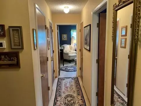 721 Estate St, Redding, CA 96002 photo 32