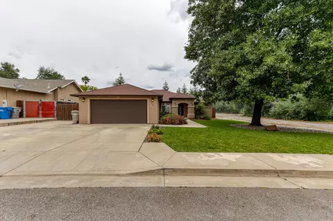 798 El Cedro Ave, Redding, CA 96002 photo 3