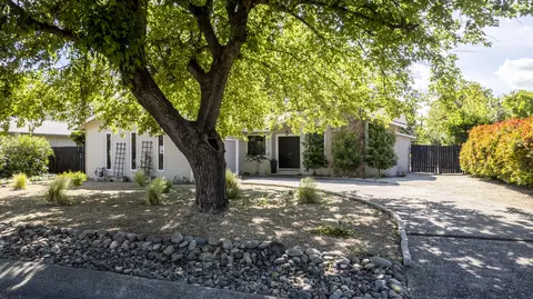 3065 Valentine Ln, Redding, CA 96001 photo 18