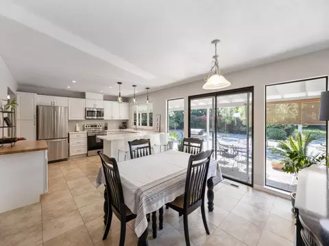 3065 Valentine Ln, Redding, CA 96001 photo 5