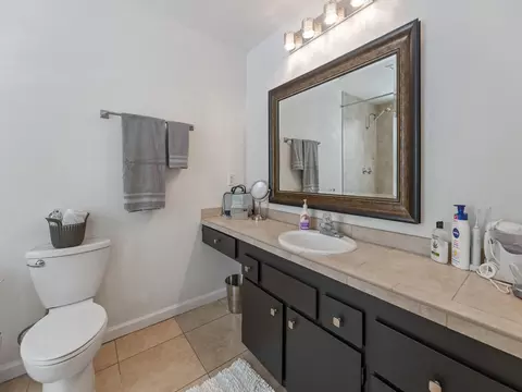 3065 Valentine Ln, Redding, CA 96001 photo 9